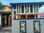අලුතින්ම ඉදිකරන ලද අතිසුඛෝපබෝගී තනිමහල් නිවස මත්තෙගොඩින් විකිනීමට(8588