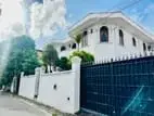 Nugegoda Luxury House For Sale In Prime Location