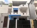 Building for Rent in Colombo 08