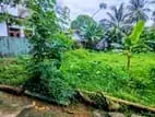 නවගමුව නගරයෙන් වටිනා ඉඩමක් විකිණීමට