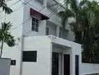 Dehiwala - Spacious House for rent