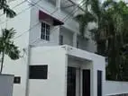 Dehiwala - Spacious House for rent